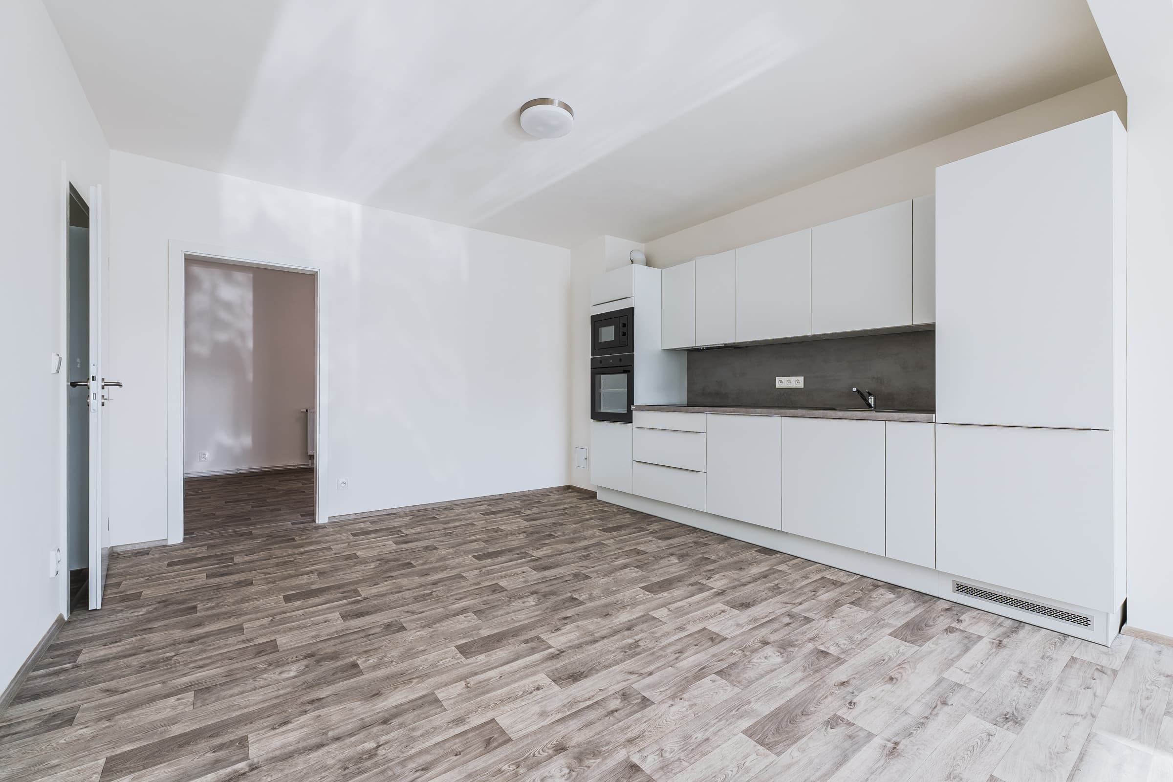 Pronájem bytu 3+kk s balkónem - foto 3